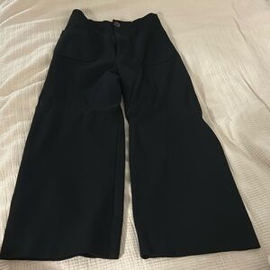 LC Lauren Conrad wide leg 2 short black pants cropped